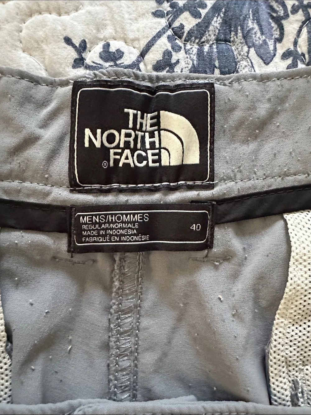 The North Face Men's Light Gray Flat-Front Shorts